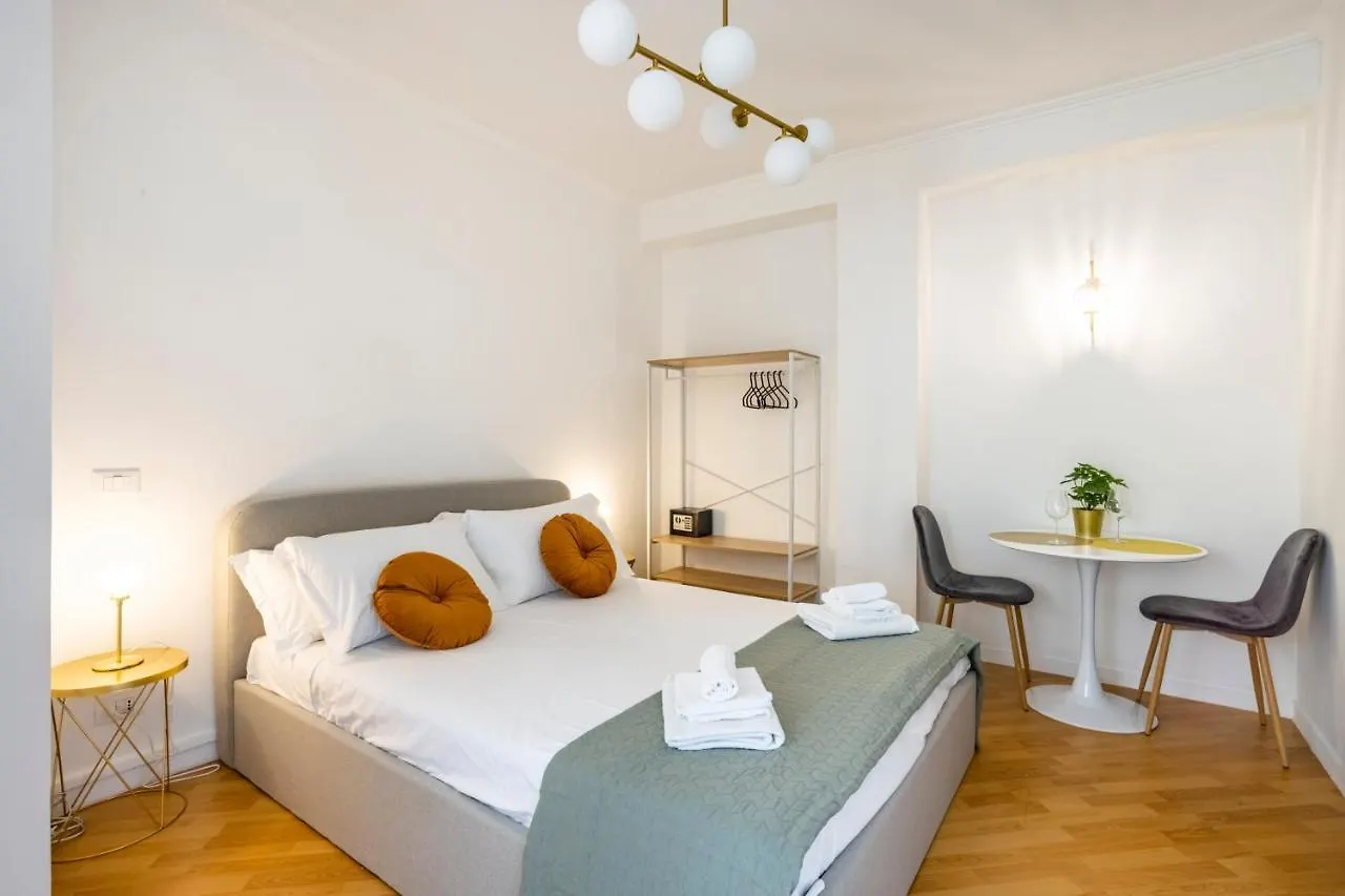 Re Di Roma - Charme Apartment 0*, Rome Italy